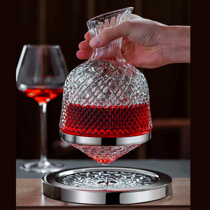 Crystal Decanter With Rotating Base