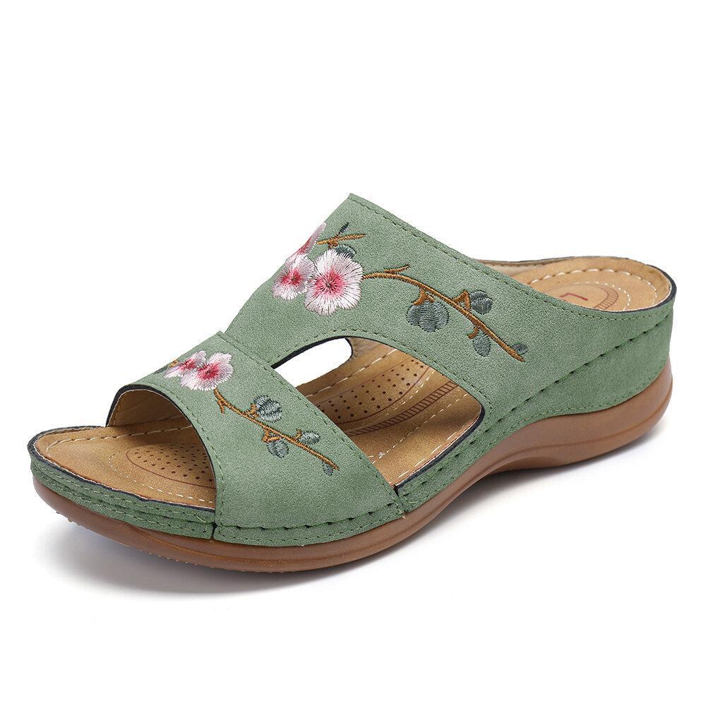 Flower Embroidered Wedges Sandals